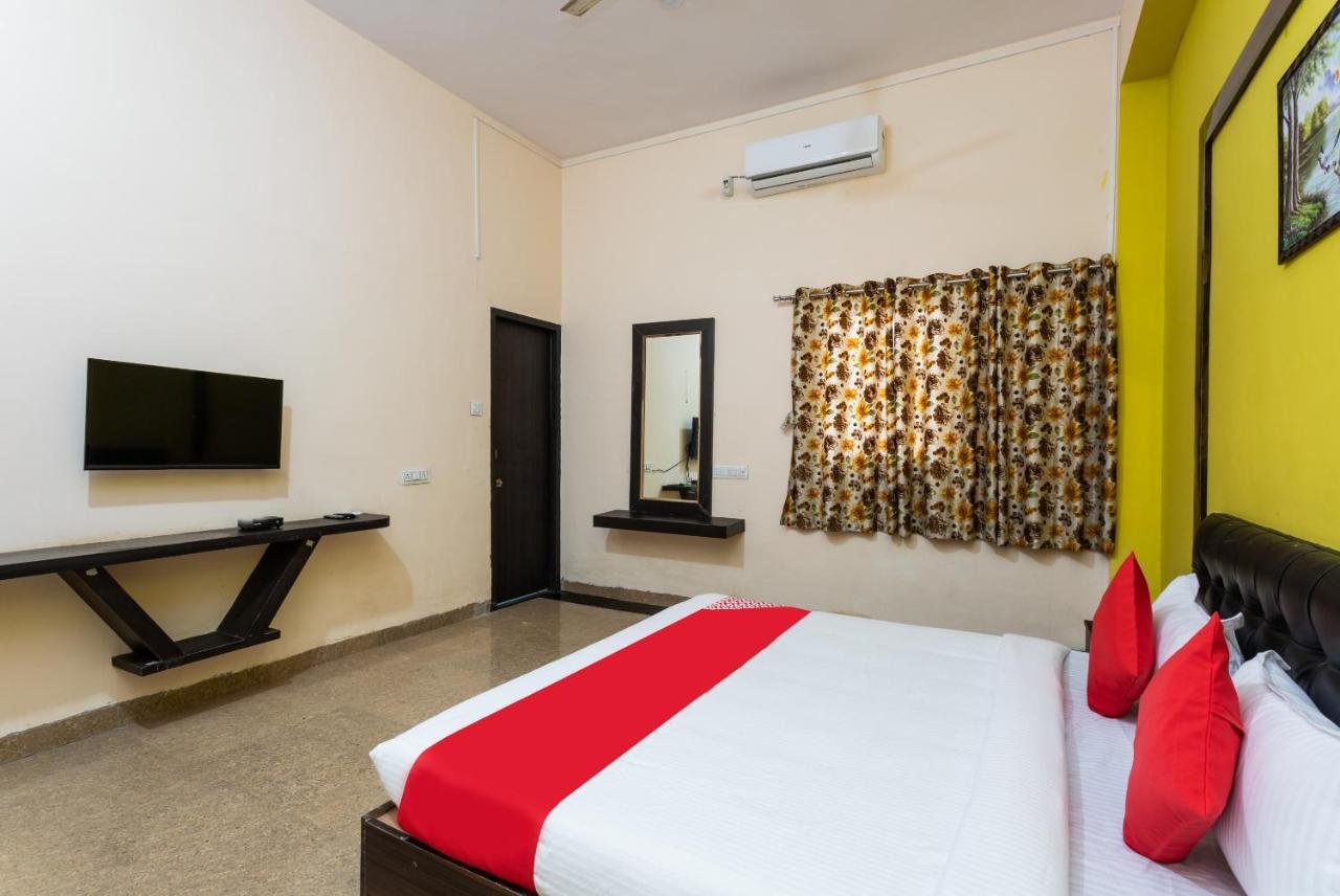 Oyo 35845 U-Turn Hotel Harsola Zewnętrze zdjęcie